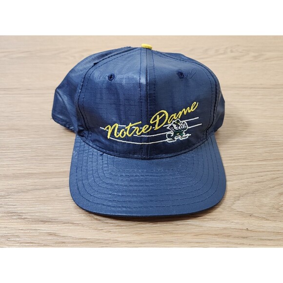 Vintage Notre Dame Fighting Irish Textured Nylon SnapBack Hat Rage OSFA USA RARE - Picture 1 of 8